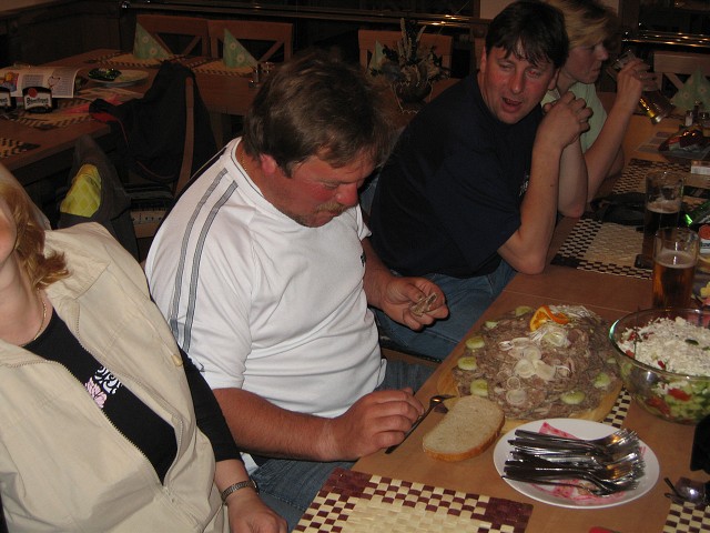 img00017.jpg